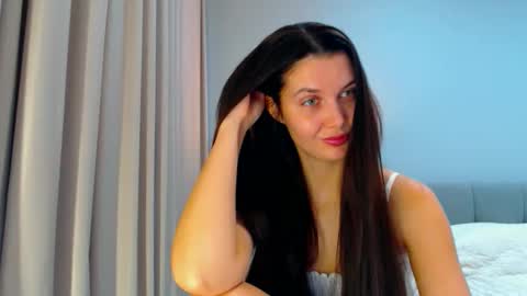 Snapshot of sexymymeow chatting on December 15, 6:06 am SexyMyMeow online show from December 15, 6:06 am