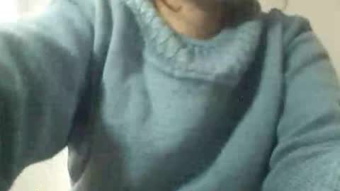 Snapshot of sexynyu18 chatting on February 15, 7:05 am Alex online show from February 15, 7:05 am