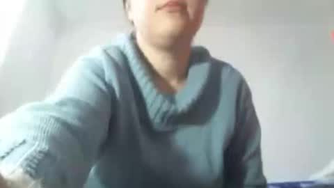 Snapshot of sexynyu18 chatting on February 17, 6:54 am Alex online show from February 17, 6:54 am