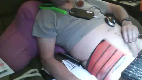 Snapshot of sexyolecoot2 chatting on March 27, 1:44 am sexyolecoot2 online show from March 27, 1:44 am