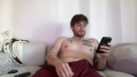 Snapshot of sexypanda3011 chatting on February 9, 5:06 pm sexypanda3011 online show from February 9, 5:06 pm