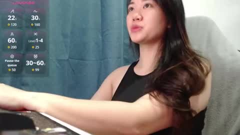 sexypenguin13 online show from September 24, 5:11 am