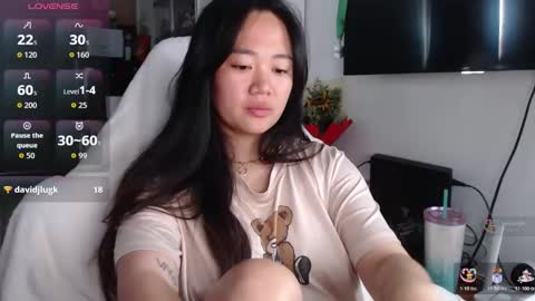 sexypenguin13 online show from February 23, 7:17 am