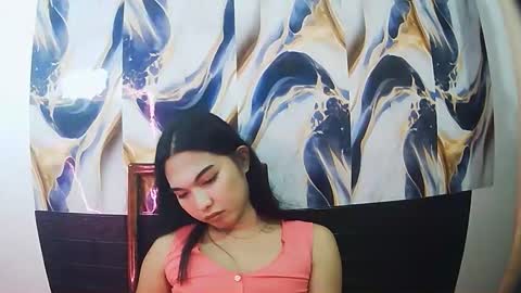 Snapshot of sexypetiteraine chatting on April 25, 2:25 pm sexypetiteraine online show from April 25, 2:25 pm