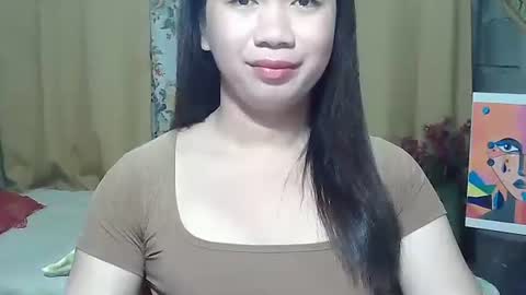 Snapshot of sexypinay_dianara chatting on May 14, 1:45 am sexypinay_dianara online show from May 14, 1:45 am