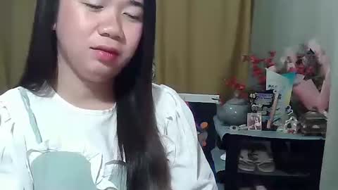 Snapshot of sexypinay_dianara chatting on May 22, 9:42 pm sexypinay_dianara online show from May 22, 9:42 pm