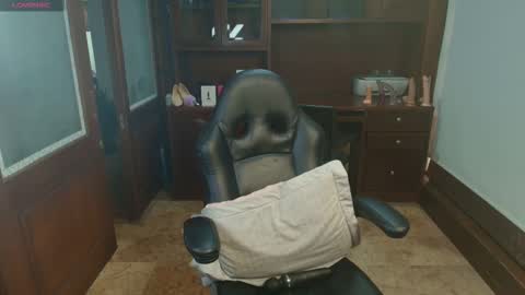 Snapshot of sexyrachel_ chatting on February 10, 12:09 pm R A C H E L online show from February 10, 12:09 pm