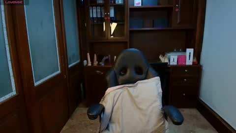 Snapshot of sexyrachel_ chatting on February 21, 12:06 pm R A C H E L online show from February 21, 12:06 pm