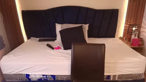 Snapshot of sexyrachel_ chatting on March 10, 12:10 pm R A C H E L online show from March 10, 12:10 pm