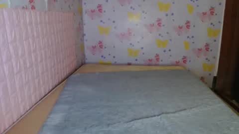 Snapshot of sexyreesebunny chatting on November 6, 8:26 am Reese online show from November 6, 8:26 am