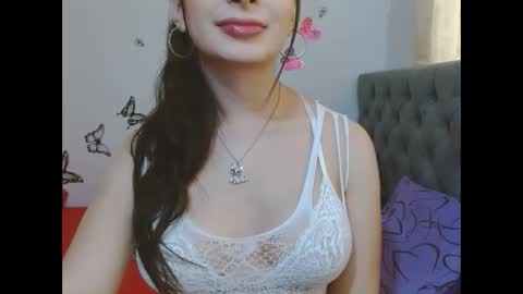 Snapshot of sexysafiravenus chatting on April 5, 7:44 pm Venus Independent Model online show from April 5, 7:44 pm
