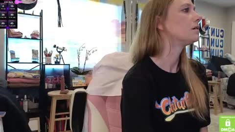 Snapshot of sexyscienceteacher90 chatting on June 25, 6:56 pm Miss Jasmine Baker - eXXXotica DC December 6th - 8th online show from June 25, 6:56 pm