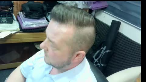 Snapshot of sexysteve80 chatting on February 15, 3:25 am sexysteve80 online show from February 15, 3:25 am