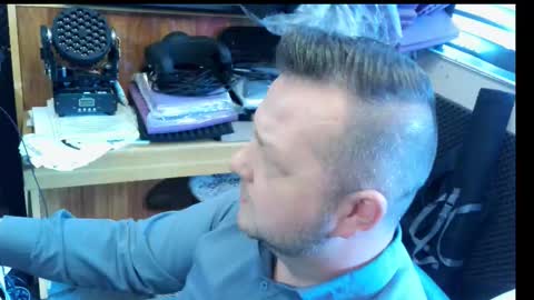 Snapshot of sexysteve80 chatting on February 17, 10:23 am sexysteve80 online show from February 17, 10:23 am