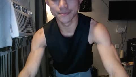 sexystrongcum online show from March 10, 6:29 am