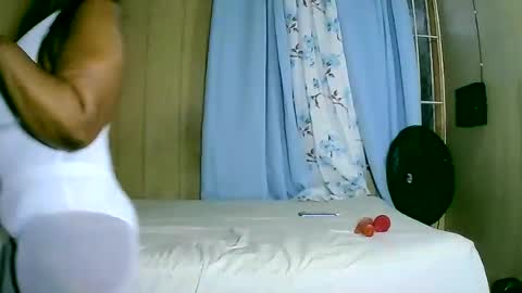 Big tessa400 online show from August 3, 10:46 pm