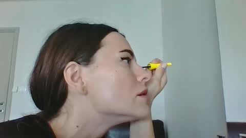 Snapshot of sexyviolettcat chatting on January 12, 2:06 am Victory online show from January 12, 2:06 am