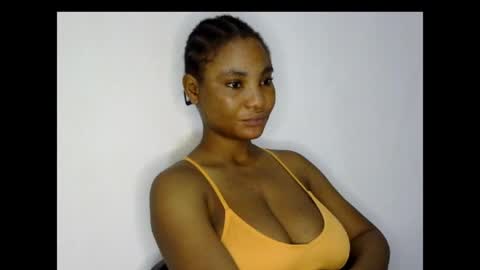 Snapshot of sexyvvy chatting on July 4, 11:44 pm sexyvvy online show from July 4, 11:44 pm