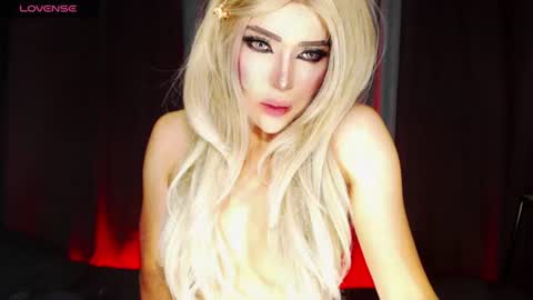 Snapshot of sexywebcamdoll chatting on June 22, 3:25 am Audrey Maristela online show from June 22, 3:25 am