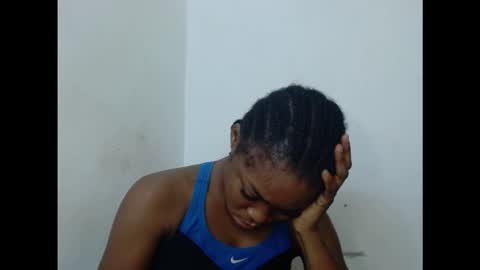 Snapshot of sexyxmilfx chatting on February 25, 10:08 pm sexyxmilfx online show from February 25, 10:08 pm