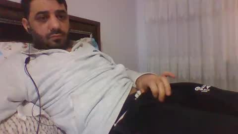 Snapshot of sexyyy_mannn chatting on January 12, 2:09 pm sexyyy_mannn online show from January 12, 2:09 pm
