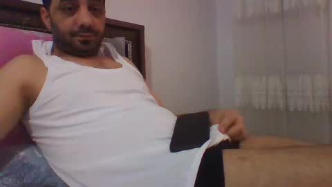 Snapshot of sexyyy_mannn chatting on January 29, 1:49 pm sexyyy_mannn online show from January 29, 1:49 pm