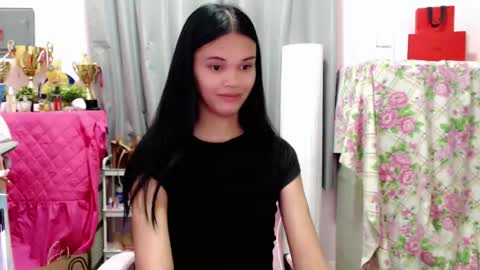 Snapshot of sexyzendaya_69 chatting on March 28, 4:17 pm Zendaya online show from March 28, 4:17 pm