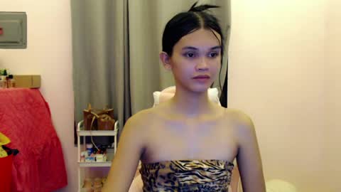 Snapshot of sexyzendaya_69 chatting on April 7, 3:12 pm Zendaya online show from April 7, 3:12 pm