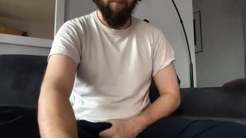 Snapshot of sg556 chatting on January 19, 2:17 pm Gee online show from January 19, 2:17 pm