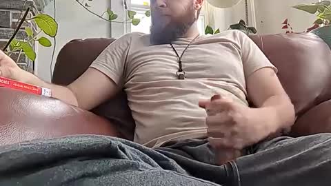 Gee online show from February 3, 2:11 pm