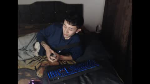 Snapshot of shadow_men_ chatting on July 20, 10:39 am james online show from July 20, 10:39 am