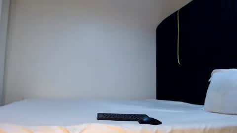 Shadow online show from August 2, 11:58 pm