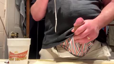 Snapshot of shadystl chatting on February 17, 9:24 am shadystl online show from February 17, 9:24 am