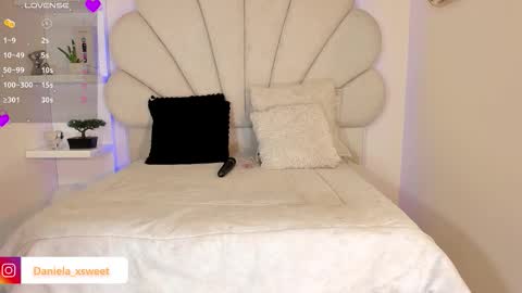 Snapshot of shairytovar chatting on October 10, 6:56 am shairytovar online show from October 10, 6:56 am