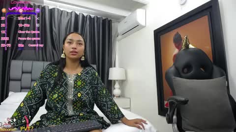 Snapshot of shakti_moumita chatting on April 9, 1:38 pm Shakti online show from April 9, 1:38 pm