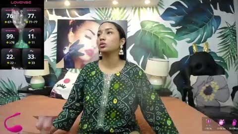 Snapshot of shakti_moumita chatting on April 20, 7:15 pm Shakti online show from April 20, 7:15 pm