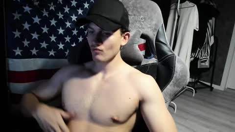 Snapshot of shameless_di chatting on January 10, 9:05 pm shameless di online show from January 10, 9:05 pm