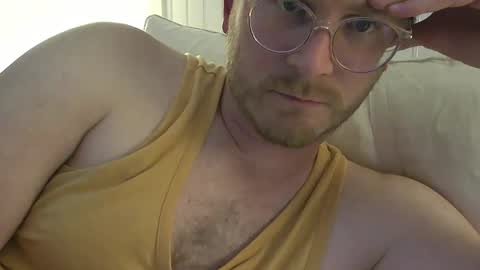Snapshot of shamelesswetdream chatting on February 26, 4:03 am shamelesswetdream online show from February 26, 4:03 am