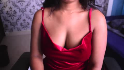 Snapshot of shanaya_indian chatting on December 3, 4:47 am shanaya indian online show from December 3, 4:47 am