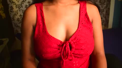 Snapshot of shanaya_indian chatting on September 24, 3:32 am shanaya indian online show from September 24, 3:32 am