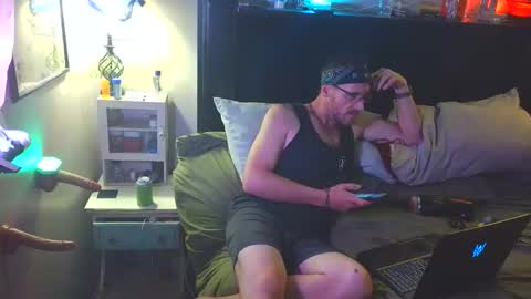 Shane  Shiloh online show from February 19, 1:34 am