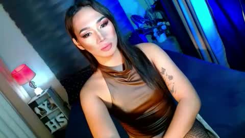 Snapshot of shane_hugexx chatting on October 26, 4:35 pm MISS SHANE online show from October 26, 4:35 pm