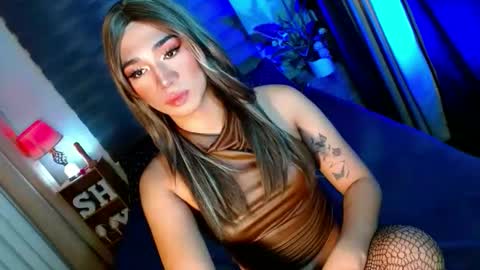 Snapshot of shane_hugexx chatting on November 6, 10:16 am MISS SHANE online show from November 6, 10:16 am