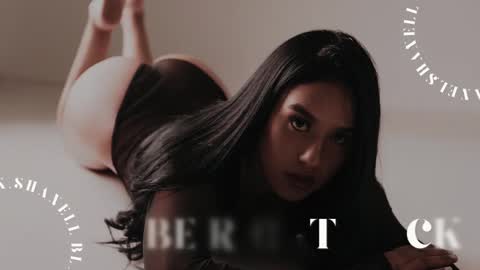 Snapshot of shanellblack chatting on December 8, 2:30 pm ShanellBlack online show from December 8, 2:30 pm