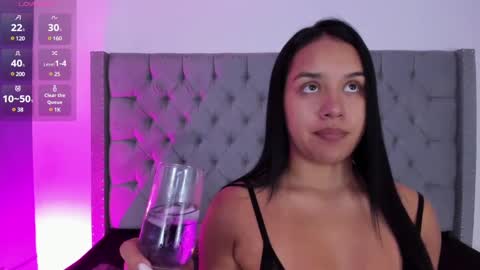 Snapshot of shanellblack chatting on December 30, 11:37 am ShanellBlack online show from December 30, 11:37 am