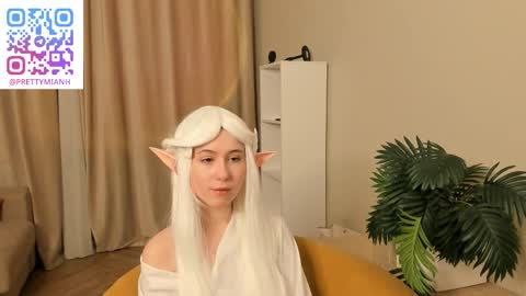 me name is Mia online show from February 11, 8:47 pm