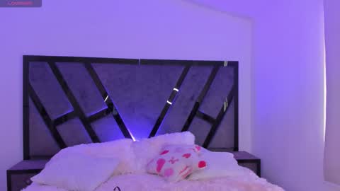 ShaniaDaniels online show from January 16, 10:03 pm