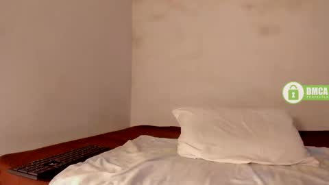 Danna online show from January 17, 4:00 pm