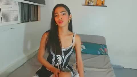 Snapshot of shanleehotcreammy chatting on May 3, 2:01 pm shanleehotcreammy online show from May 3, 2:01 pm