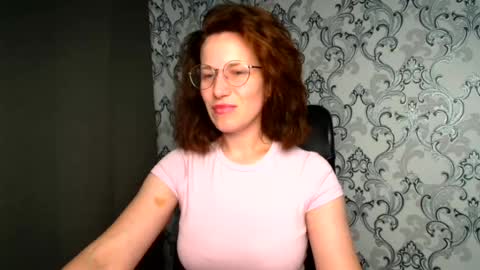 Snapshot of shannen_sweet chatting on July 15, 8:19 am Shannen online show from July 15, 8:19 am